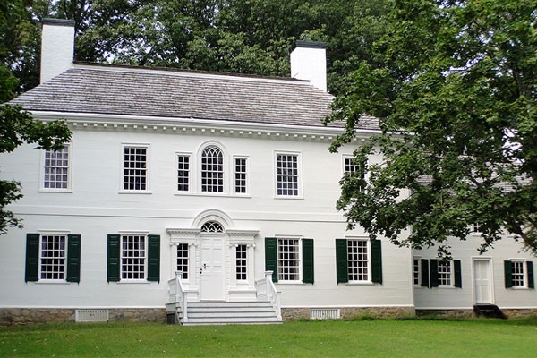 White Historic House in the Morristown Park 